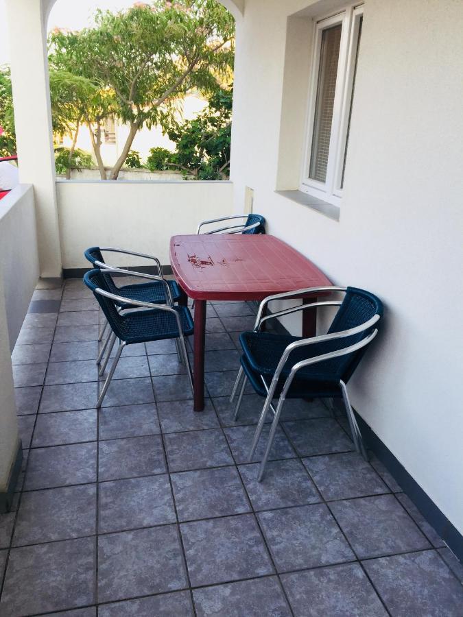 Apartmani Nerko Pag Town Bagian luar foto