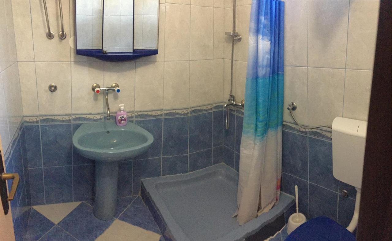 Apartmani Nerko Pag Town Bagian luar foto
